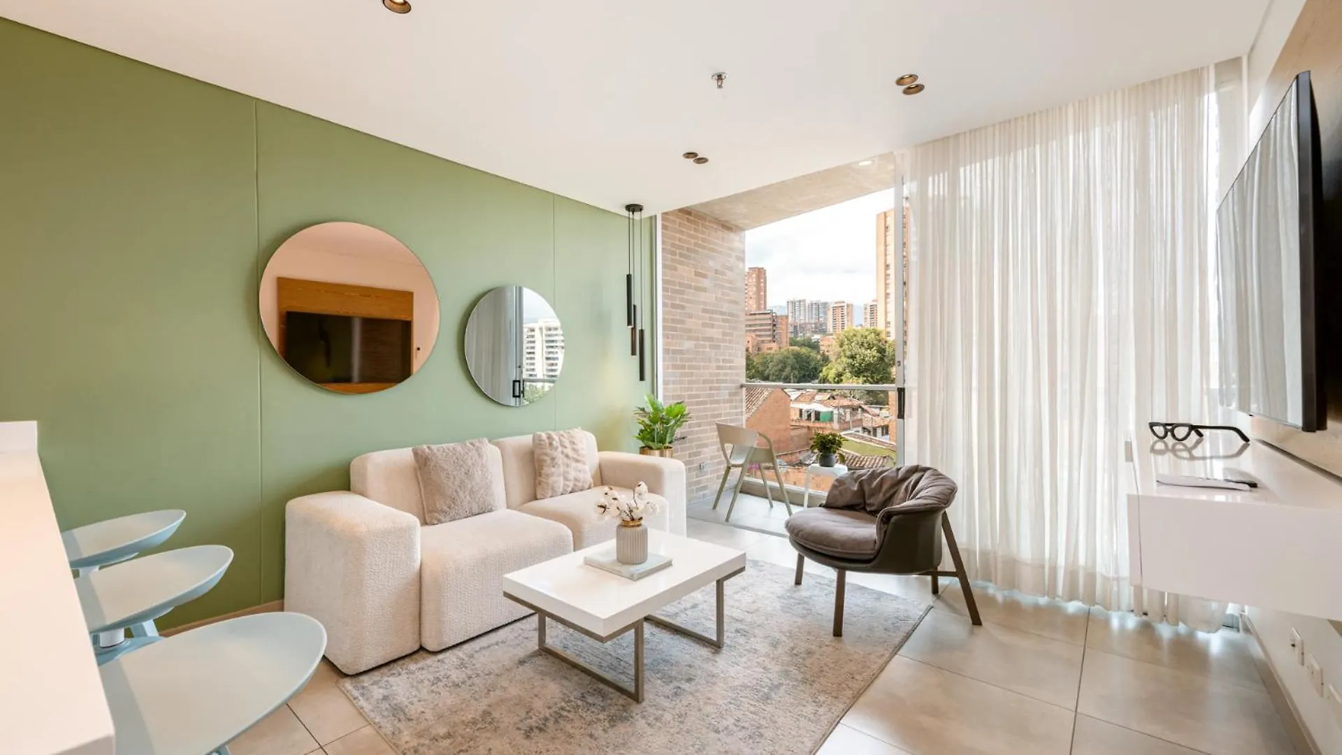 מדיין Soul Lifestyle Hotel 4*,